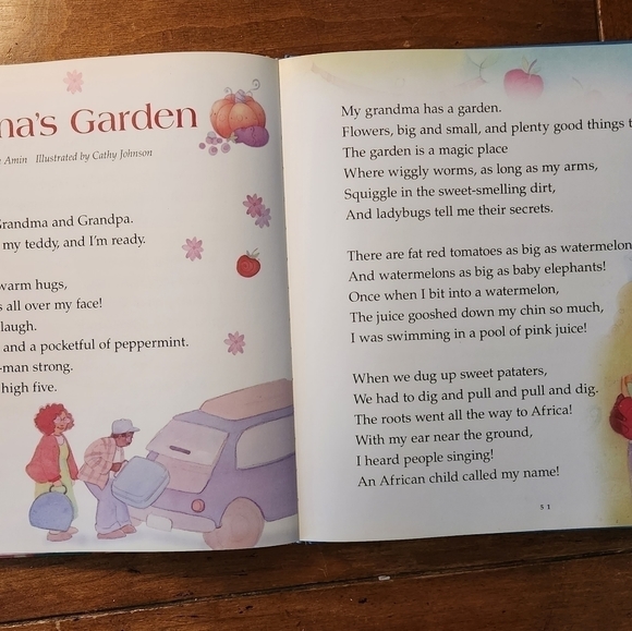 "READ to Me Grandma" Hardcover Book - Picture 9 of 9